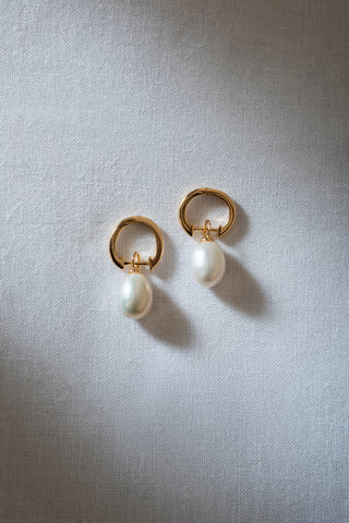 PEARL DROP |  HUGGIES