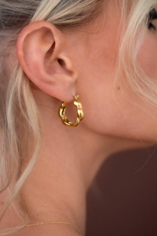 BRIDGET | HOOP EARRING