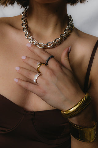 Lyra Necklace Silver with Strapless Dress