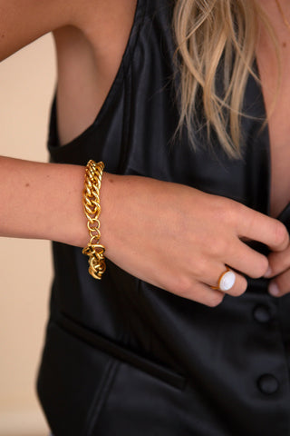 MONA || RING