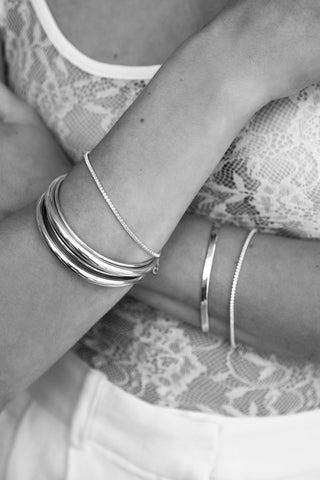 ROZ | BANGLE SILVER