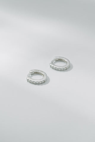 GEMSTONE | MINI HUGGIES SILVER