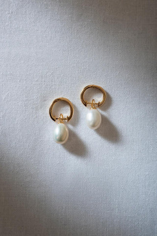 PEARL DROP |  HUGGIES