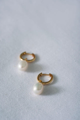 PEARL DROP |  HUGGIES