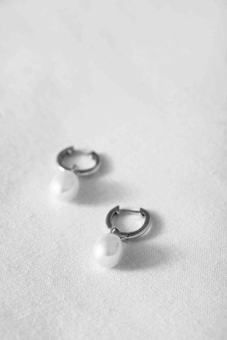 PEARL DROP |  HUGGIES SILVER