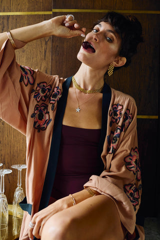 VIVIENNE | DROPS