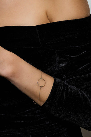 SINGLE CIRCLE | SOLID GOLD BRACELET