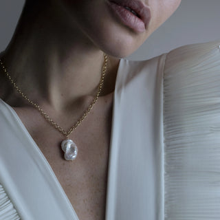 Baroque Pearl Necklace from One Dame Lane Bridal Jewellery Dublin